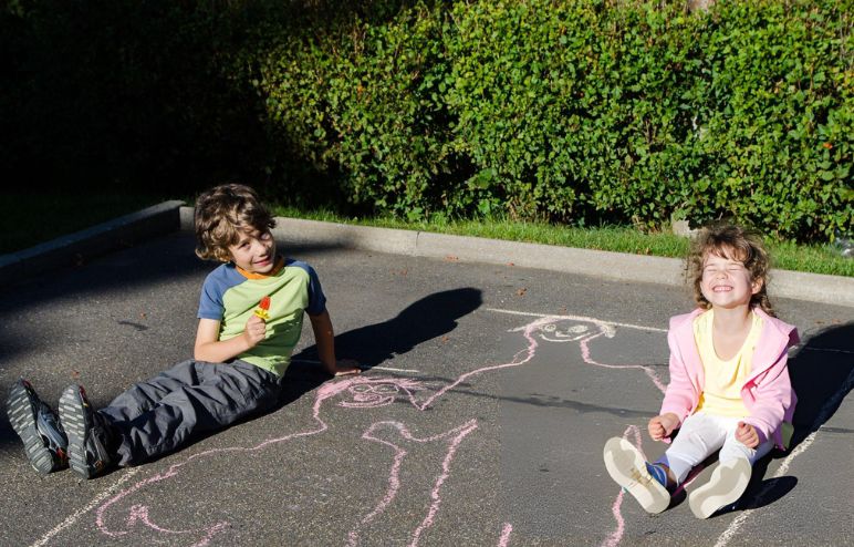 Kids Tracing Shadow 